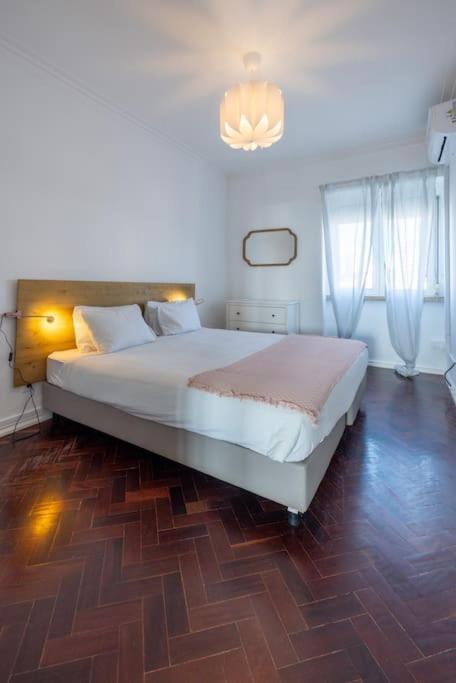 Appartamento Casa Do Largo-Vista Sobre Lisboa Esterno foto